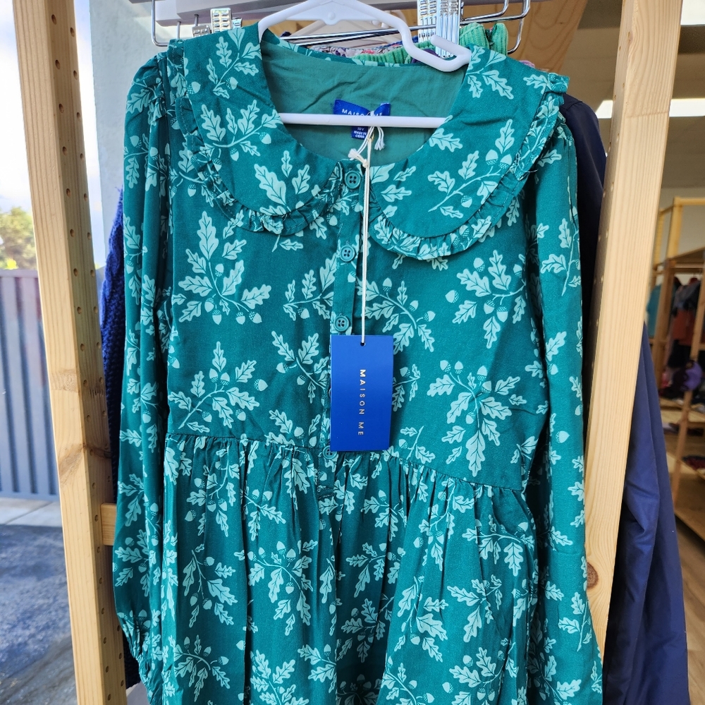 Maisonettee boutique brand holiday dress sz 10